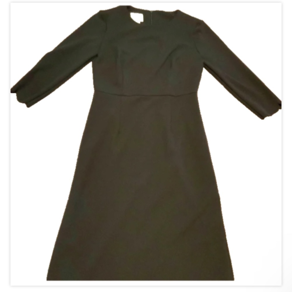 DM Collection Scalop Hem Cuff Knit Dress Size 2 Formal